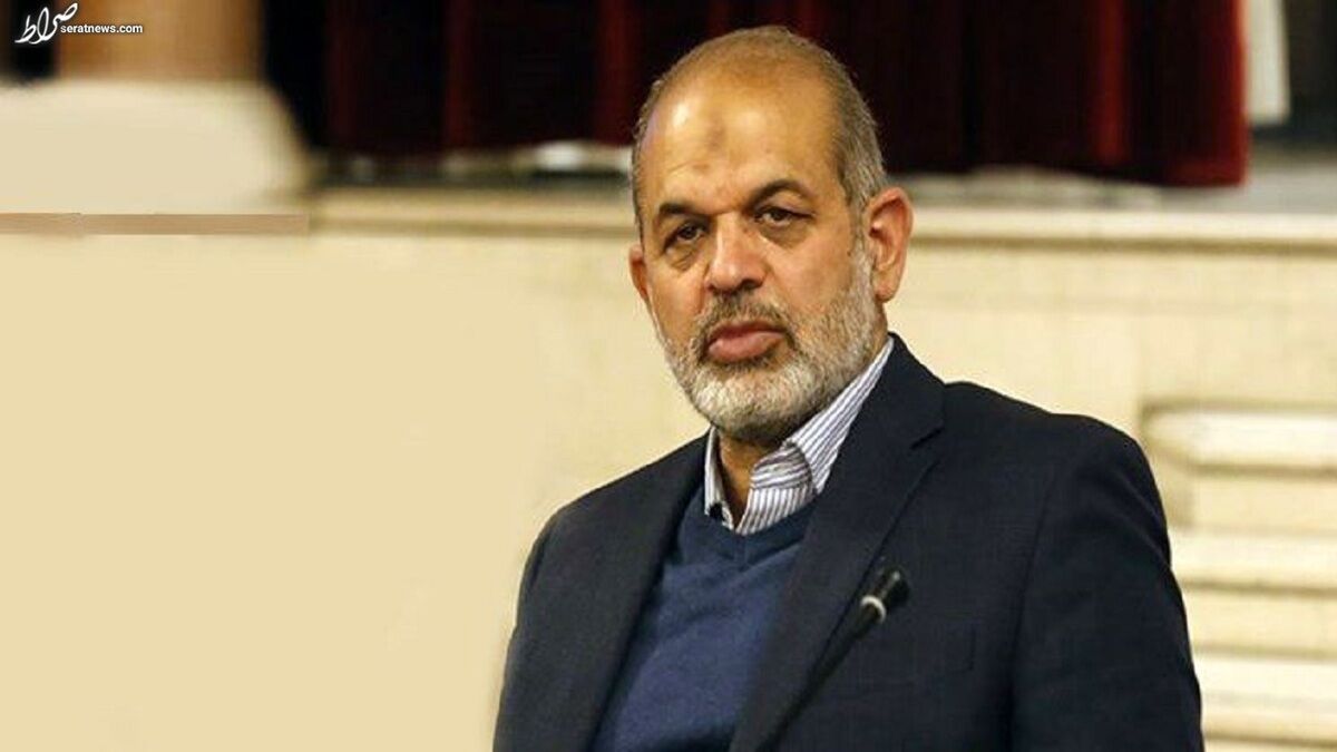 وزیر کشور:فراجا در چارچوب ماموریت‌های قانونی خود عمل می‌کند