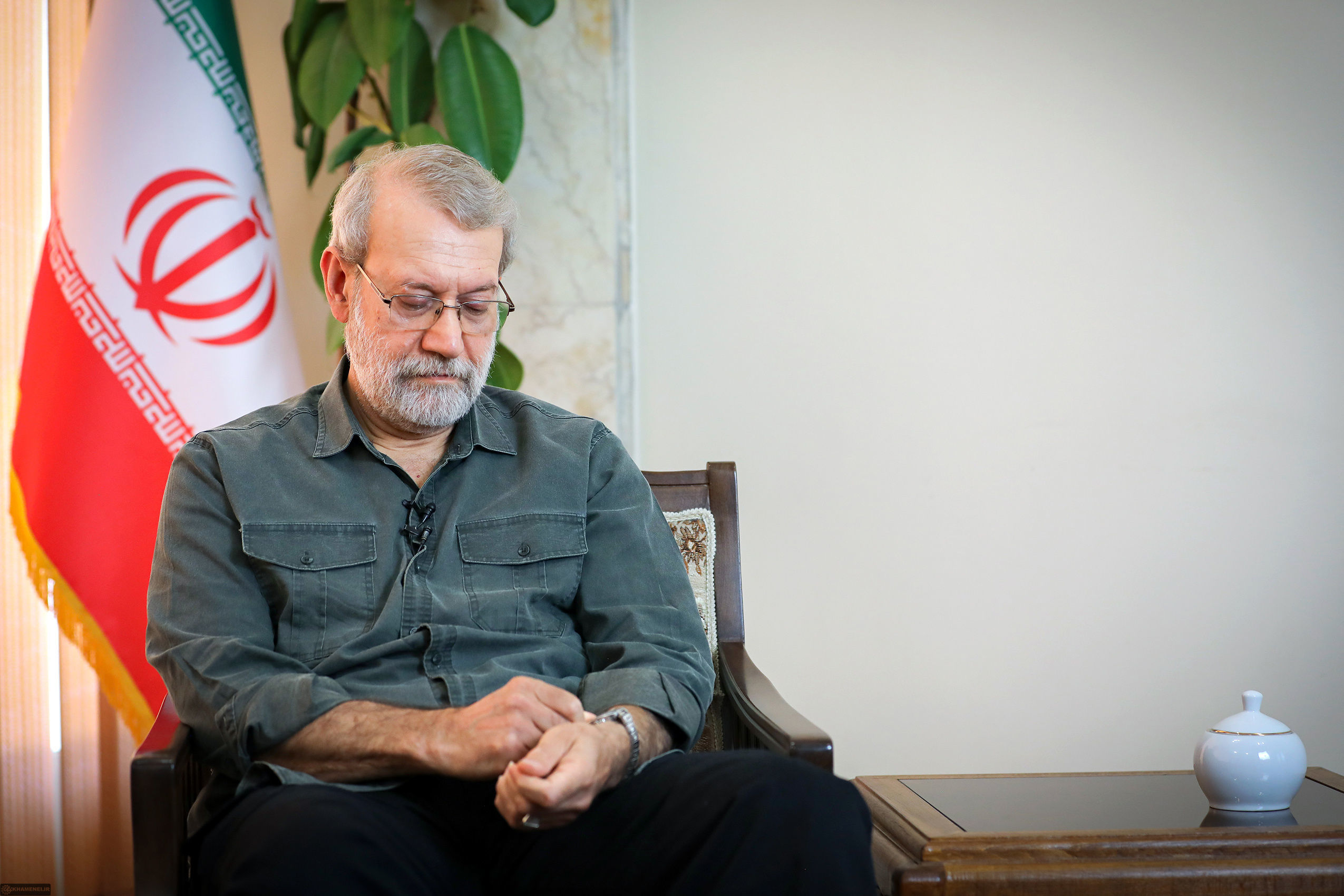 علی لاریجانی در لباس سربازی+عکس