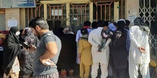 صف‌های طولانی نان صدای نماینده ایرانشهر را درآورد