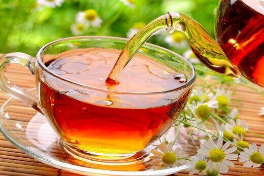 با مصرف زیاد چای این بلاها را سر خود می‌آورید