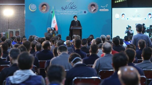 رئیسی: هیچ واحد تولیدی حق ندارد در پرداخت منظم و به موقع حقوق کارگران تعلل کند