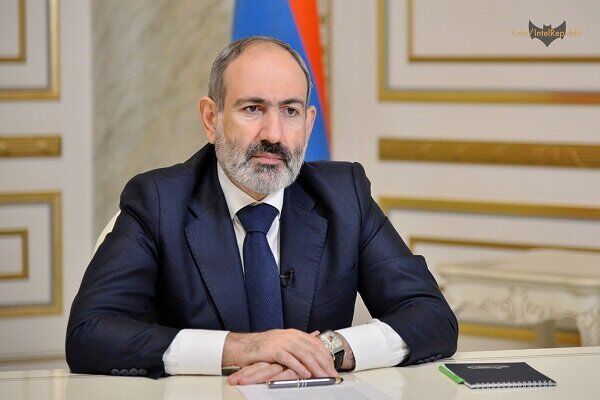 نخست وزیر ارمنستان وارد تهران شد