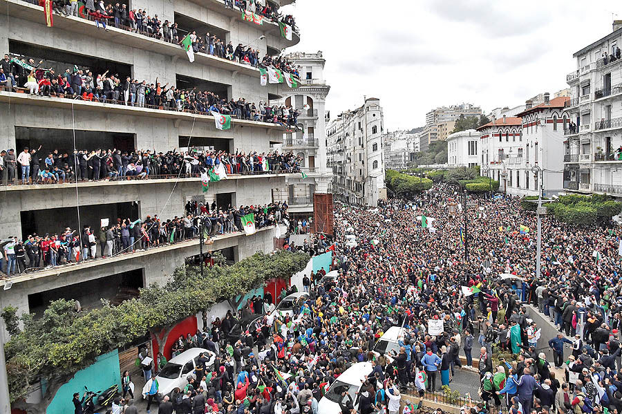 صدای پای انقلاب در الجزایر