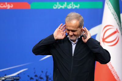 نگاهی به یک سالگی دولت پزشکیان / از ترور اسماعیل هنیه تا یک استخاره مهم