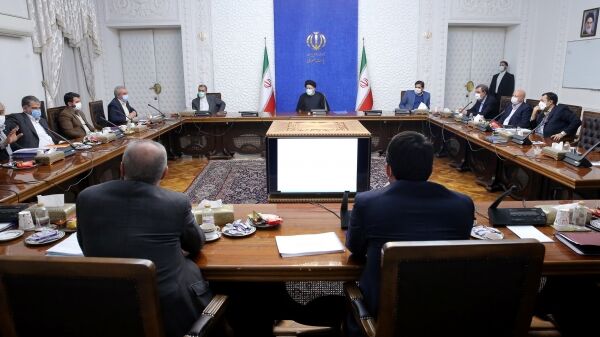 دستور رئیسی برای پرداخت سریع عیدی بازنشستگان