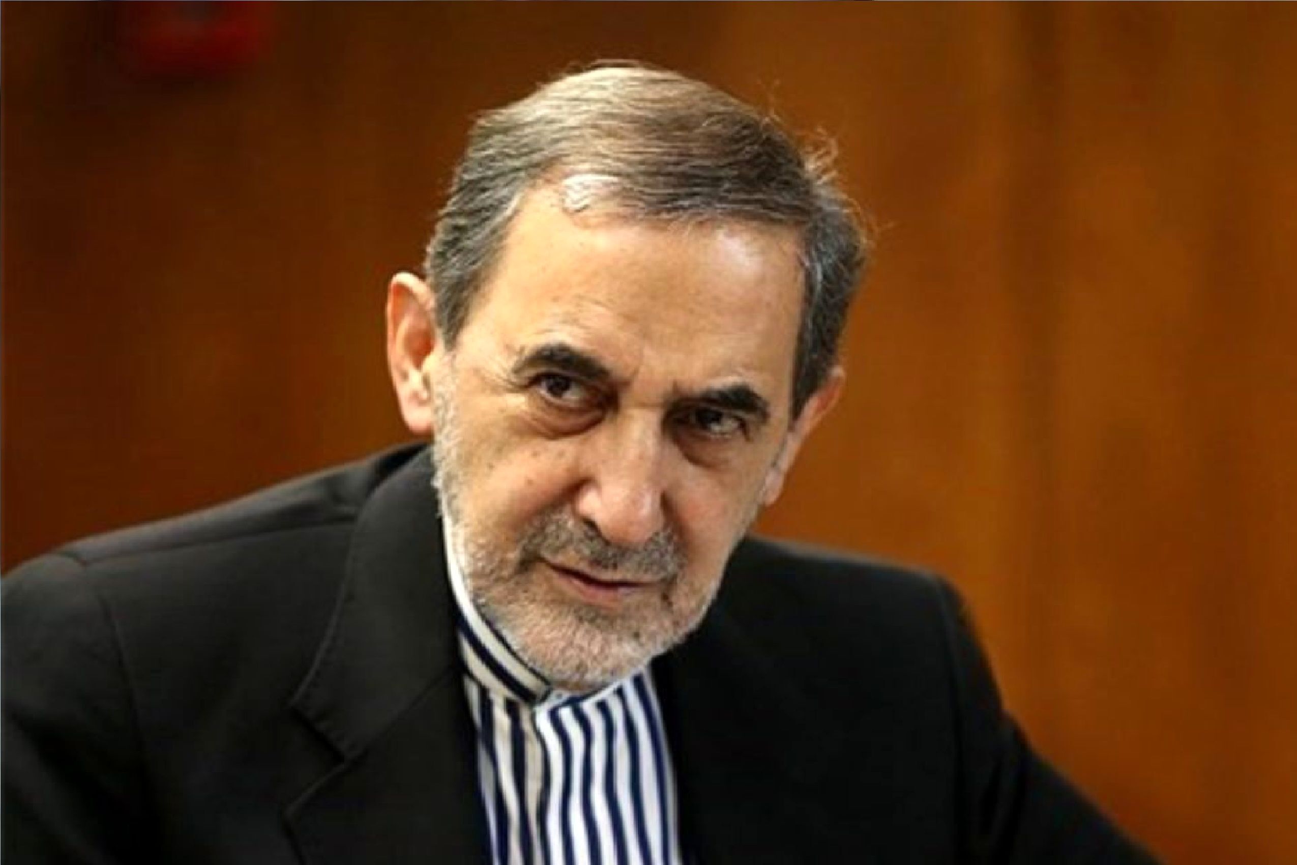 رمزگشایی ولایتی از  تهدیدات ترامپ علیه ایران/ او برای مهار تورم داخلی خود محتاج ثبات بازار و کاهش قیمت انرژی است