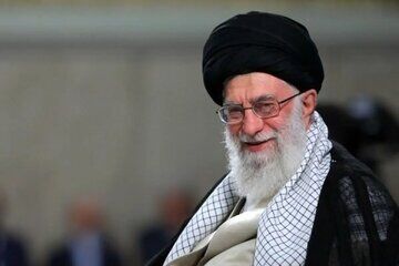 روزنامه اصولگرا: انتقام خون رهبر شهید تنها با ابزار نظامی محقق نمی شود/ حقوق سلاحی مؤثر در اختیار دولت‌هاست