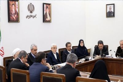 گزارش عارف از اجرای طرح کالابرگ الکترونیکی/ دولت هر کجا لازم باشد از اقتدار خود استفاده می‌کند