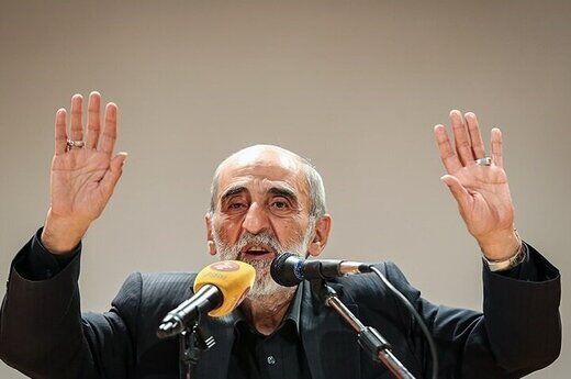 منبع ادعای حسین شریعتمداری علیه ظریف  و خاتمی فاش شد