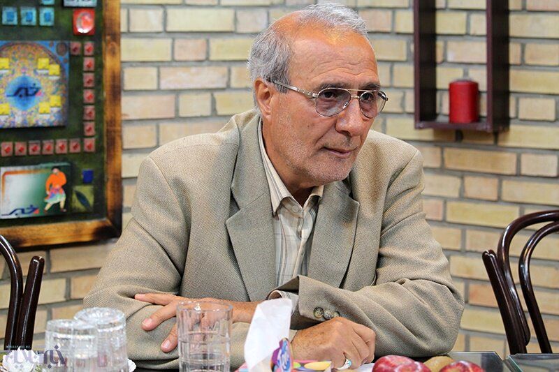 جاوید قرباناوغلی: آمادگی خود را برای مذاکرات جامع با آمریکا اعلام کنیم / کشور نیازمند خروج از وضعیت تنهایی است 2