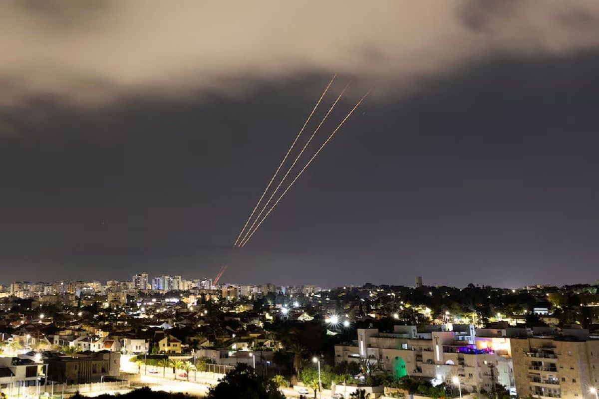 دستگاه‌های جاسوسی اسرائیل به جان هم افتادند/ پس لرزه های حمله موشکی ایران 