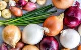 پیاز سفید بخوریم یا قرمز؟ / مزایا و معایب آنها را بشناسید