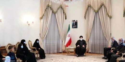حذف تصویر امام خمینی از دیوار نهاد ریاست جمهوی!+ عکس