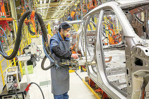 مطالبه رانتی در قیمت خودرو