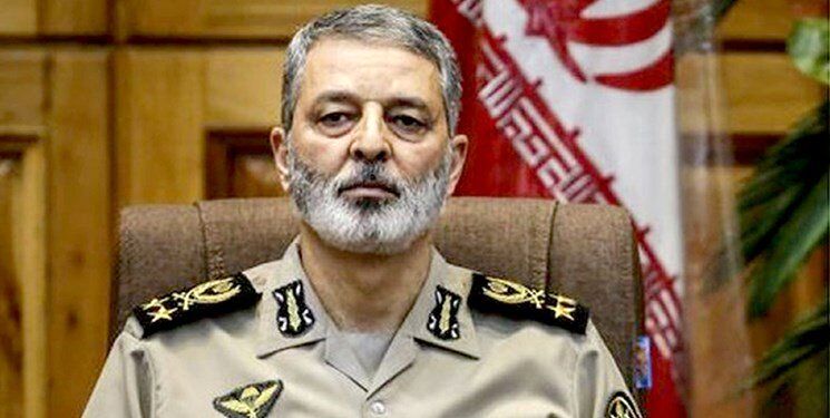 واکنش فرمانده کل ارتش به درگیری‌‌های مرزی ایران و طالبان/ باید از طریق دیپلماتیک حل شود 