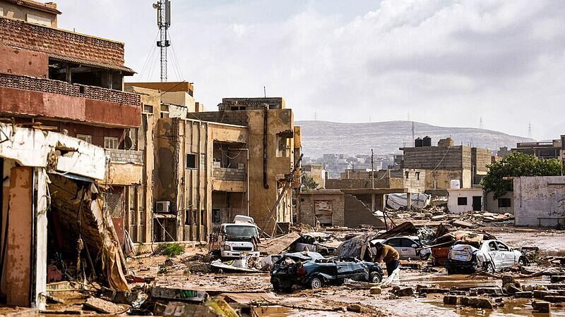 اوضاع فاجعه‌بار در شهرهای لیبی/سیل اجساد ر ا به دریا برد