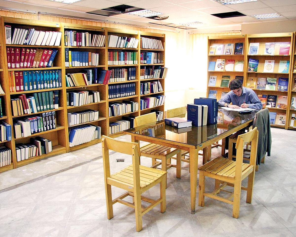  هر 6هزار جوان؛ تنها یک کتابخانه!
