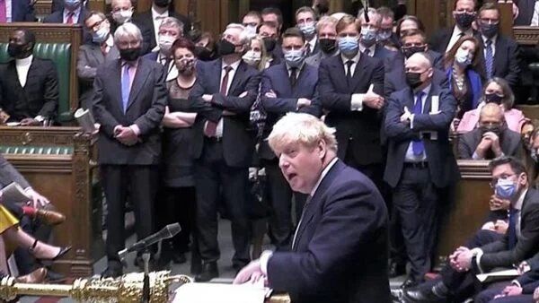 اعتراف نخست وزیر انگلیس در مقابل پارلمان به اشتباه خود