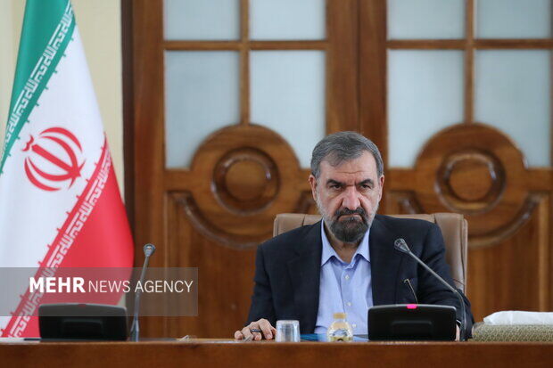 محسن رضایی: به دنبال رفع تحریم هستیم اما نباید رودست بخوریم