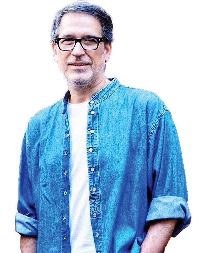 چشیدن لذت بی‌هیاهوی نوشتن