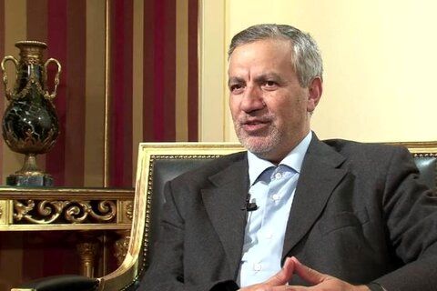 مهاجرانی عذرخواهی کرد /بی بی سی فارسی شبه برانداز شده است