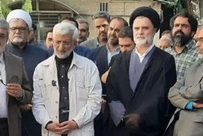 منافع ملی، گرفتار بازی سیاسی و تسویه‌حساب جلیلی و باقیِ تندروها/ خودشان ابزار مذاکره را سوزاندند، حالا طلبکار لبنان‌اند