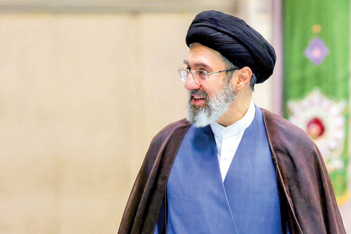 قدرتمند شدن زبان فارسی چراغ راه اقتدار «تمدن ایرانی - اسلامی» است