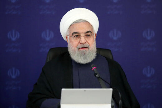 روحانی: پس‌انداز مردم در بانک‌ها رشد داشته است /شاهد یک تحول و رشد بی نظیر در بورس بودیم 