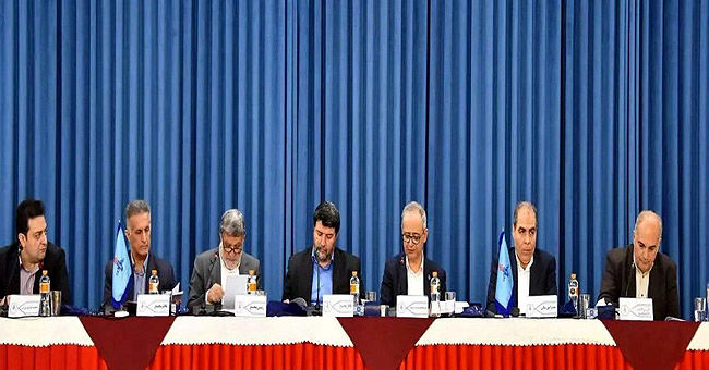 تقسیم سود بین سهامداران شرکت پالایش نفت لاوان