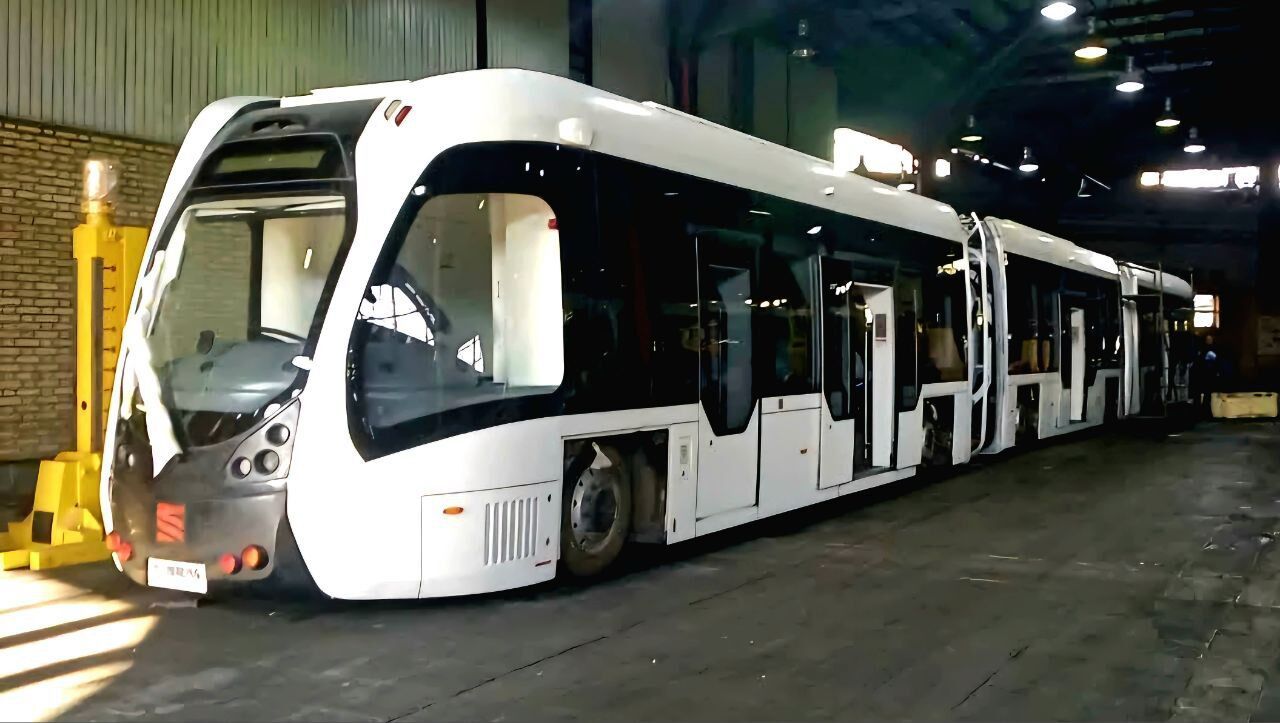 ترامواهای چرخ‌لاستیکی از پایتخت رفتند