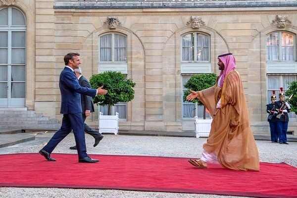 جزئیات رایزنی تلفنی بن‌سلمان و ماکرون درباره تحولات منطقه