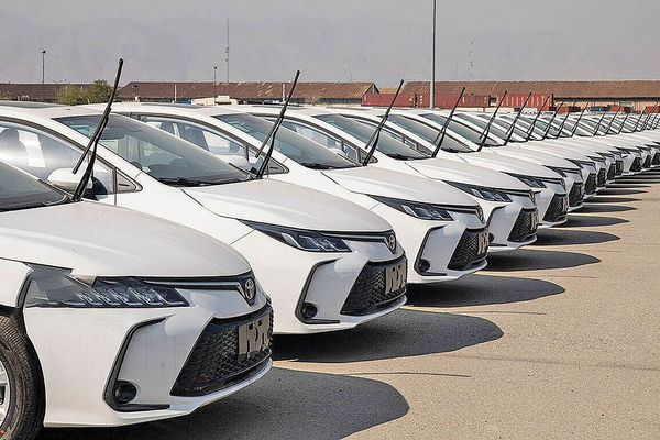 عرضه  جدید  وارداتی‌ها   با  بازگشت حساب وکالتی