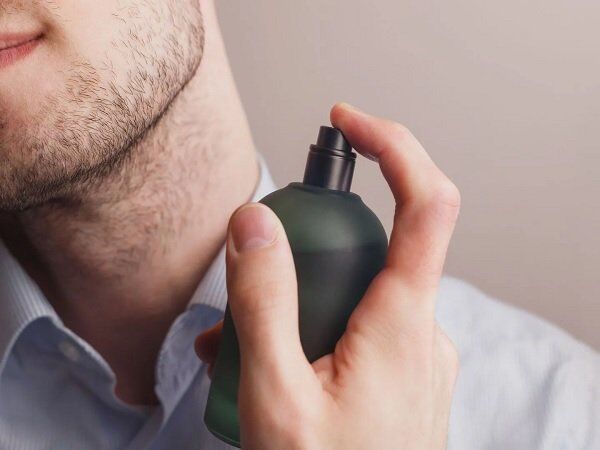چگونه ماندگاری ادکلن را بیشتر کنیم ( 10 نکته کاربردی)