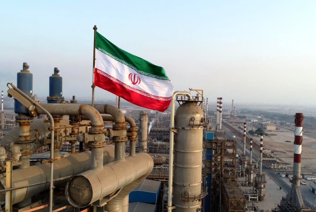 گزارش رویترز از افزایش چشمگیر صادرات نفت ایران