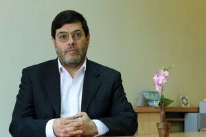 مشاور تیم مذاکره‌کننده ایران: طرفین مذاکره باید تصمیم نهایی را درباره متن توافق بگیرند