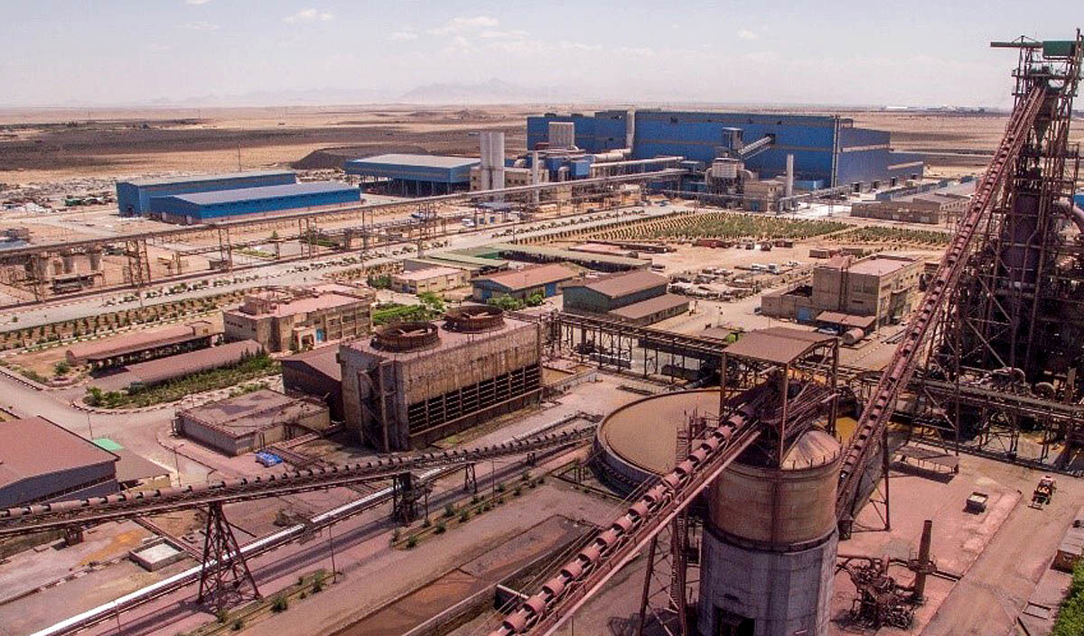 پایداری  تولید  در شرکت  آهن  و  فولاد  ارفع
