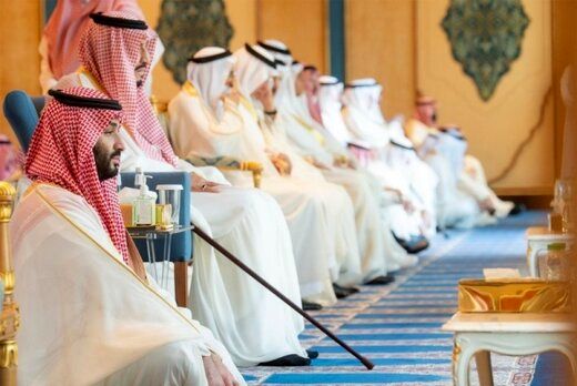 تصاویری از پادشاه و ولیعهد عربستان در نماز عید فطر