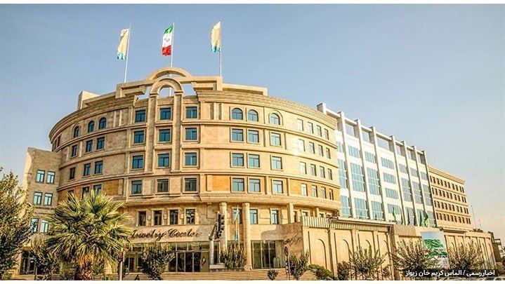 مرکز تجاری مطرح تهران پلمب شد/ ماجرا چیست؟