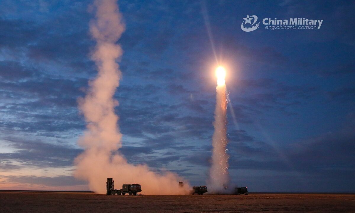 لحظه شلیک سامانه پدافند هوایی ۱۵ خرداد در رزمایش ذوالفقار+ فیلم