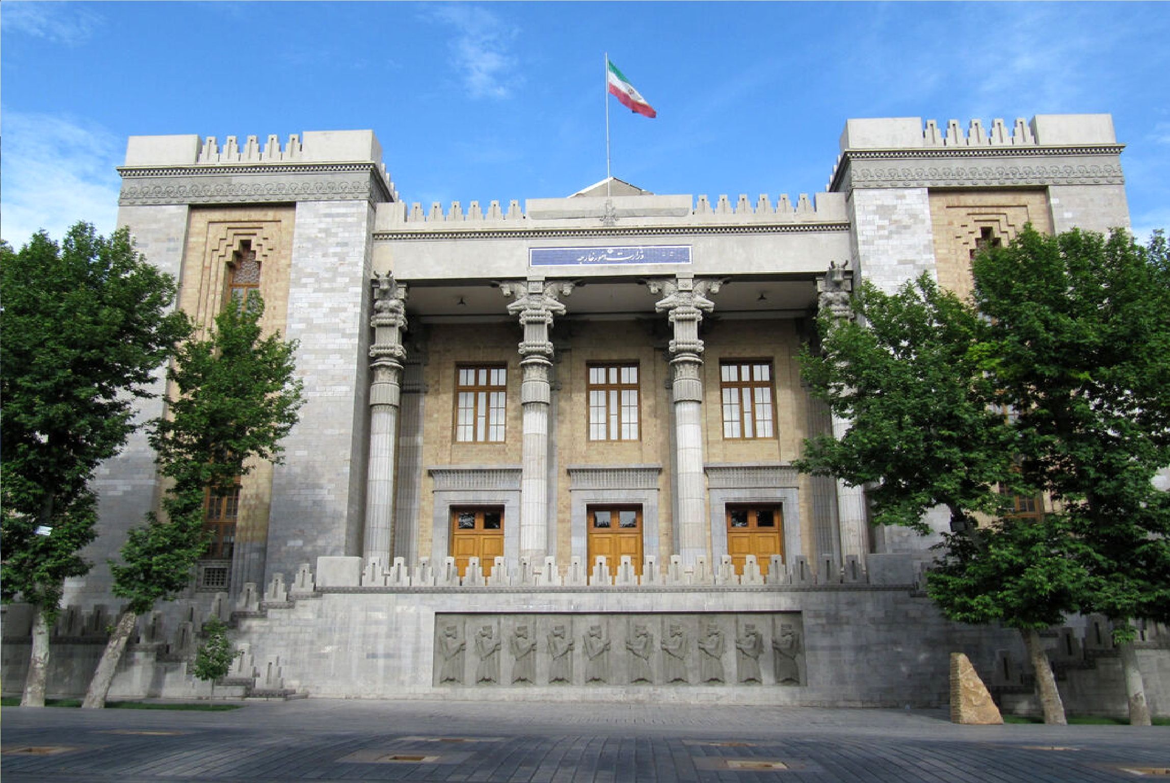 حافظ منافع آمریکا به وزارت امور خارجه احضار شد