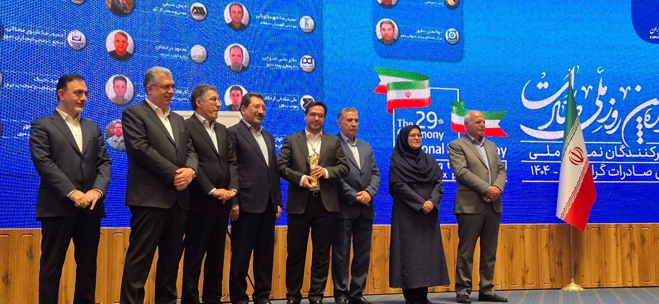 علیرضا رحیم: با نوآوری و صادرات، آینده روشن برای فولاد هرمزگان رقم می‌زنیم