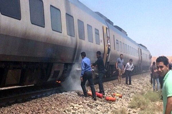 قطار یزد ـ تهران دچار حریق شد