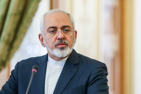 ظریف: شهادت در راه حق هنر مردان خداست و مجازات ظالمان سنت الهی است