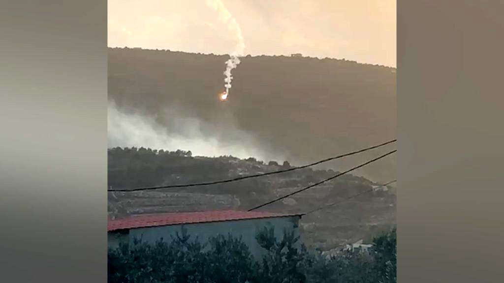 تجاوز اسرائیل به لبنان همزمان با ورود پاپ با پیام صلح به این کشور