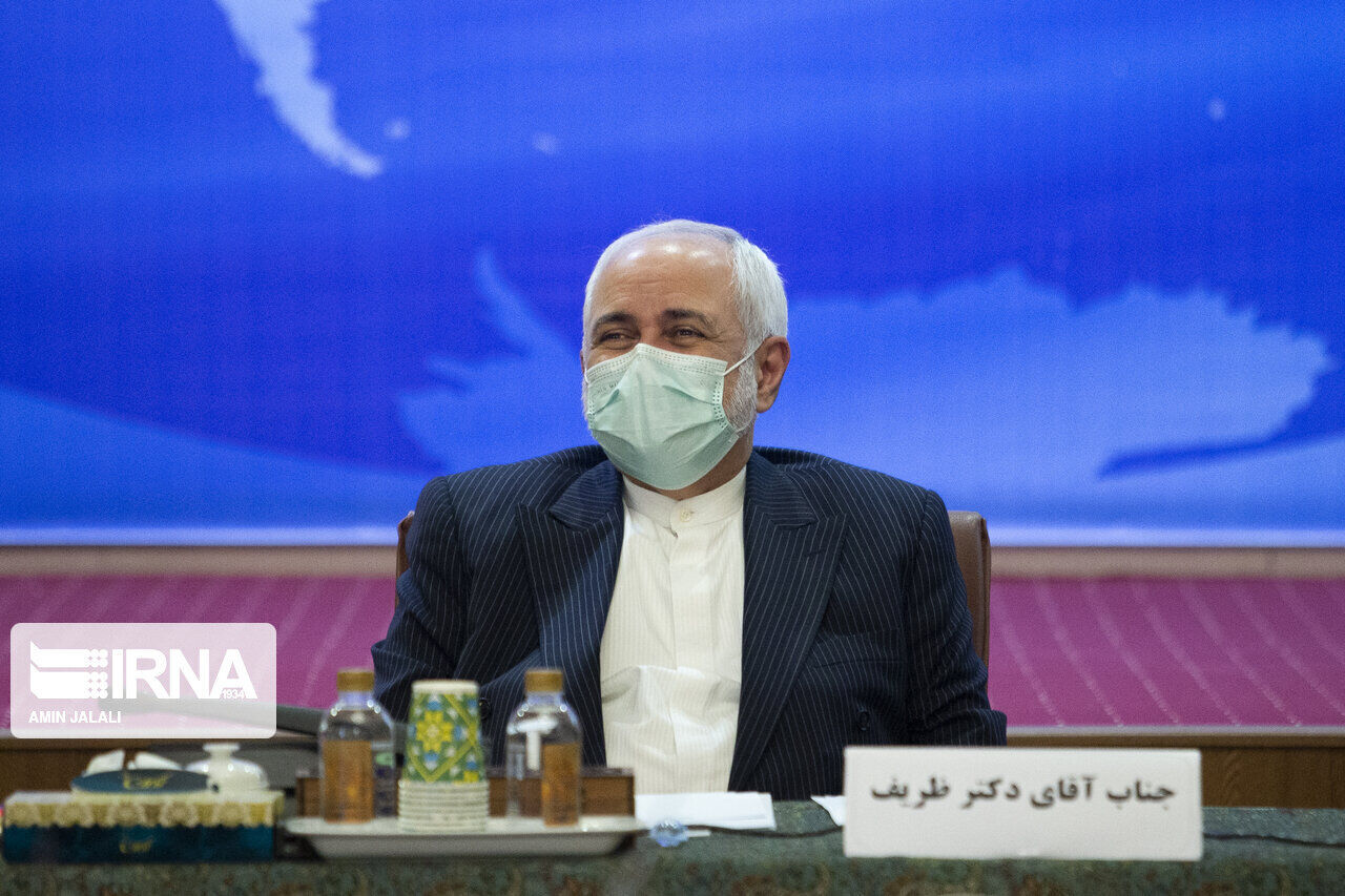 ظریف: دوستی ایران و پاکستان پاینده باد