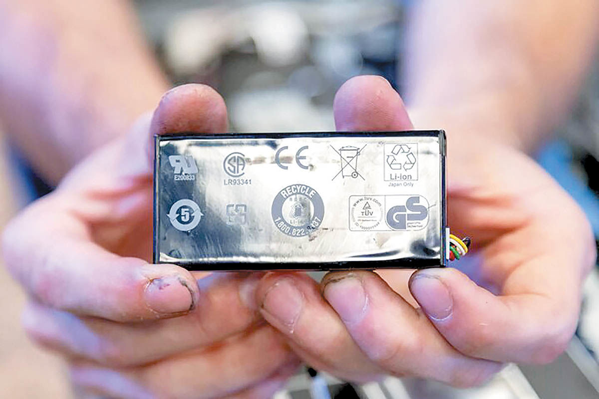 اتحادیه اروپا باتری‌های قابل تعویض را دوباره احیا می‌کند