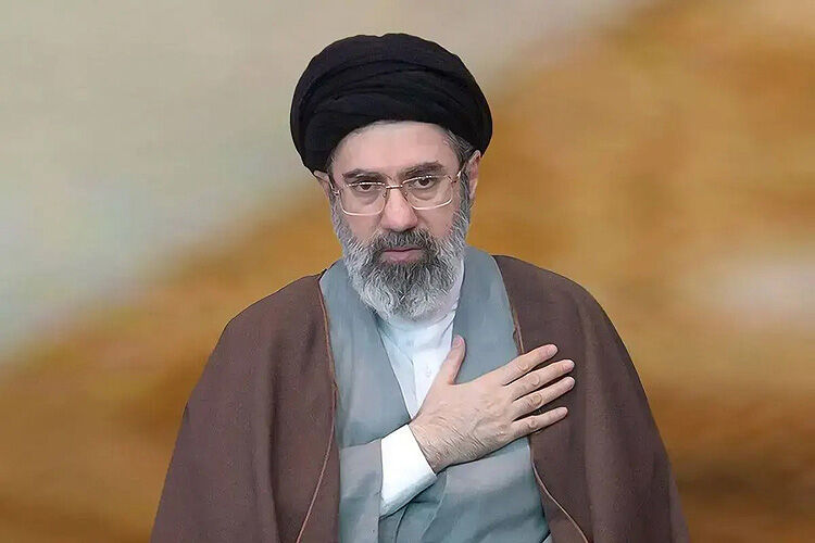 پاسخ رهبر انقلاب به نامه جمعی از فعالان مردمی حوزه جمعیت