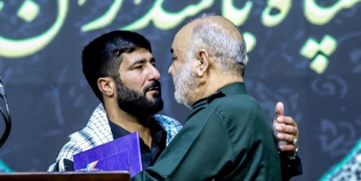 موافقت سرلشکر سلامی با درخواست عضویت خادم حرم شاهچراغ در سپاه