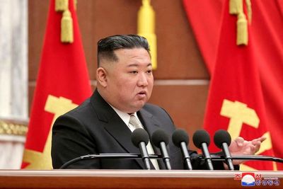 رهبر کره شمالی فرمان جنگی داد/ کیم جونگ اون آماده جنگ با آمریکا