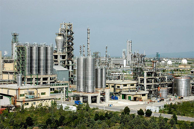 «پتروشیمی تبریز» واحد برتر صنعتی شد